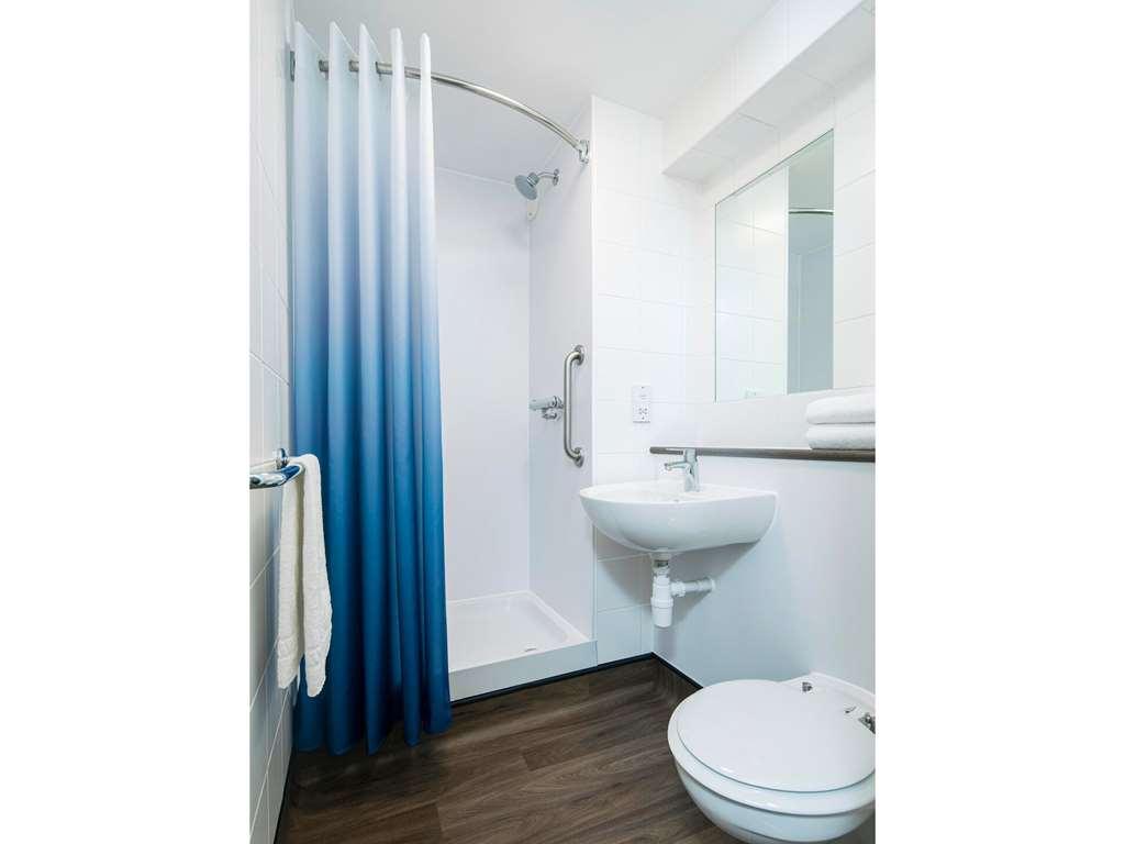 Travelodge Rose Street Edinburgh Room photo