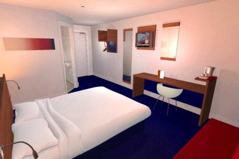 Travelodge Rose Street Edinburgh Exterior photo