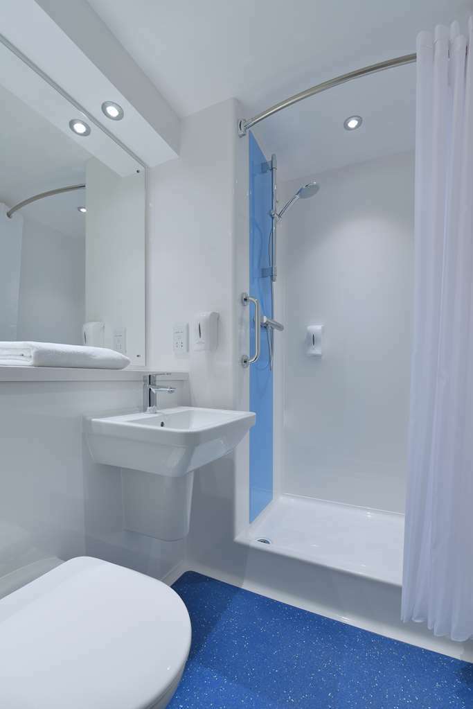 Travelodge Rose Street Edinburgh Room photo